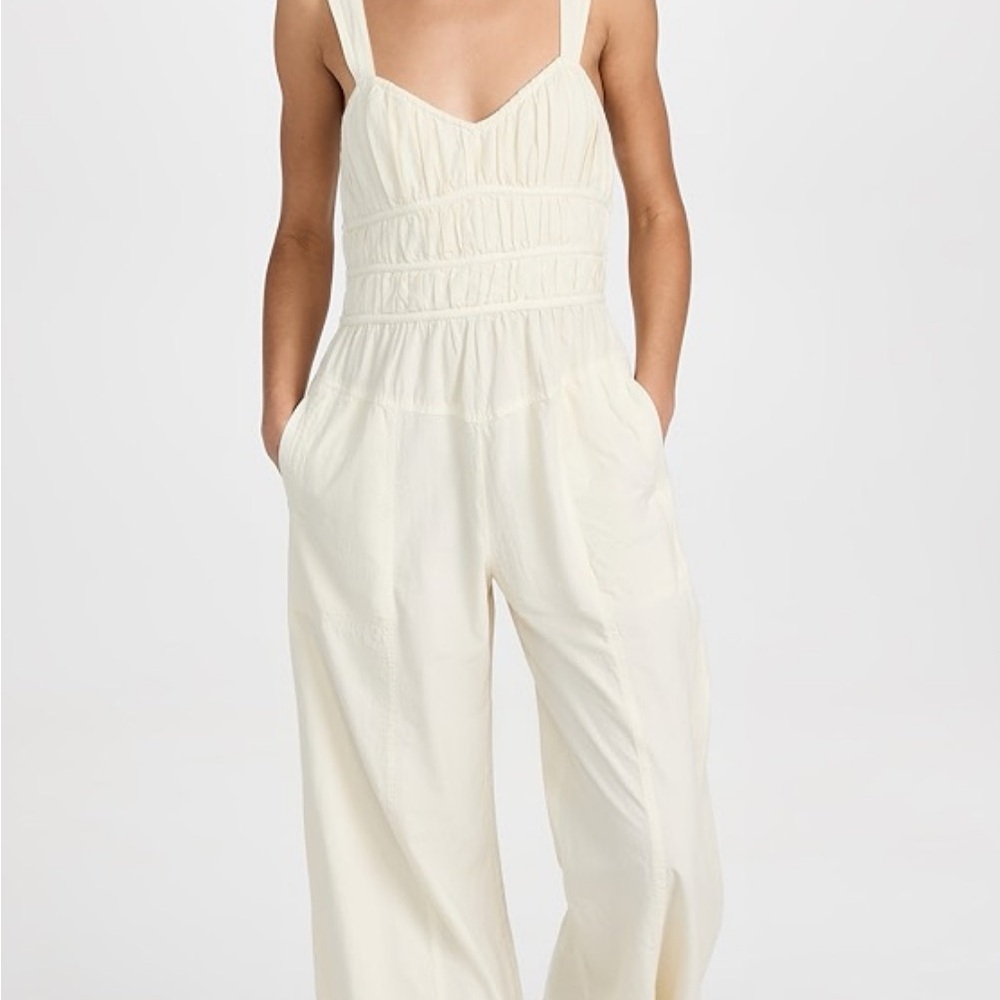 After All Rouched One Piece jumpsuit in nilla Cream
FREE PEOPLE
